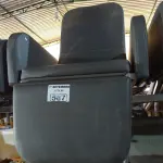 LOTE 587 - 01 POLTRONA PARA DESCANSO. (NO ESTADO) ATENÇÃO! FAZER A VISITAÇÃO ANTES DE ARREMATAR, NÃO SABEMOS SE FUNCIONA. LEILÃO NÃO TEM GARANTIA E NEM DEVOLUÇÃO, SUJEITO A POSSÍVEIS AVARIAS VISÍVEIS/OCULTAS E/OU AUSÊNCIA DE COMPONENTES.