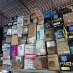 LOTE 564 - 01 LOTE COM GRANDE QUANTIDADE DE TONERS MARCAS E MODELOS DIVERSOS. (NO ESTADO) ATENÇÃO! FAZER A VISITAÇÃO ANTES DE ARREMATAR, NÃO SABEMOS SE FUNCIONA. LEILÃO NÃO TEM GARANTIA E NEM DEVOLUÇÃO, SUJEITO A POSSÍVEIS AVARIAS VISÍVEIS/OCULTAS E/OU AUSÊNCIA DE COMPONENTES.