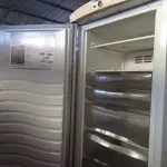 LOTE 515 - 01 FREEZER VERTICAL MARCA BRASTEMP 220V. (NO ESTADO) ATENÇÃO! FAZER A VISITAÇÃO ANTES DE ARREMATAR, NÃO SABEMOS SE FUNCIONA. LEILÃO NÃO TEM GARANTIA E NEM DEVOLUÇÃO, SUJEITO A POSSÍVEIS AVARIAS VISÍVEIS/OCULTAS E/OU AUSÊNCIA DE COMPONENTES.