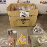 LOTE 324 - 01 LOTE COM COMPONENTES ELETRÔNICOS DIVERSOS. (NO ESTADO) ATENÇÃO! FAZER A VISITAÇÃO ANTES DE ARREMATAR, NÃO SABEMOS SE FUNCIONA. LEILÃO NÃO TEM GARANTIA E NEM DEVOLUÇÃO, SUJEITO A POSSÍVEIS AVARIAS VISÍVEIS/OCULTAS E/OU AUSÊNCIA DE COMPONENTES.
