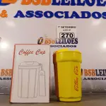 LOTE 270 - 01 COPO PARA CAFÉ. (NO ESTADO) ATENÇÃO! FAZER A VISITAÇÃO ANTES DE ARREMATAR, NÃO SABEMOS SE FUNCIONA. LEILÃO NÃO TEM GARANTIA E NEM DEVOLUÇÃO, SUJEITO A POSSÍVEIS AVARIAS VISÍVEIS/OCULTAS E/OU AUSÊNCIA DE COMPONENTES.