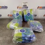 LOTE 499 - 05 PACOTES DE LUVAS DE LÁTEX SILVER TAMANHO “P”. (NO ESTADO) ATENÇÃO! FAZER A VISITAÇÃO ANTES DE ARREMATAR, NÃO SABEMOS SE FUNCIONA. LEILÃO NÃO TEM GARANTIA E NEM DEVOLUÇÃO, SUJEITO A POSSÍVEIS AVARIAS VISÍVEIS/OCULTAS E/OU AUSÊNCIA DE COMPONENTES.