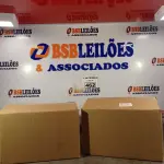 LOTE 462 - 02 CAIXAS COM FRASCOS DE ÁLCOOL EM GEL 70% COM 12 UNIDADES DE 440G CADA. (NO ESTADO) ATENÇÃO! FAZER A VISITAÇÃO ANTES DE ARREMATAR, NÃO SABEMOS SE FUNCIONA. LEILÃO NÃO TEM GARANTIA E NEM DEVOLUÇÃO, SUJEITO A POSSÍVEIS AVARIAS VISÍVEIS/OCULTAS E/OU AUSÊNCIA DE COMPONENTES.