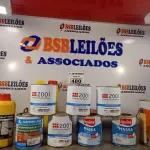 LOTE 480 - 04 LATAS DE ADESIVO PARA LAMINAÇÃO 900GR, 01 LATA DE MASSA PARA MADEIRA, 02 LATAS DE MASSA CORRIDA 1,35KG, 01 FRASCO DE PRIMER PARA FITAS ASFÁLTICAS 1 LITRO, 01 GALÃO DE VEDALIT E 01 GALÃO DE ESMALTE SINTÉTICO IQUINE 3,6L NA COR VERMELHO VINHO. (NO ESTADO) ATENÇÃO! FAZER A VISITAÇÃO ANTES DE ARREMATAR, NÃO SABEMOS SE FUNCIONA. LEILÃO NÃO TEM GARANTIA E NEM DEVOLUÇÃO, SUJEITO A POSSÍVEIS AVARIAS VISÍVEIS/OCULTAS E/OU AUSÊNCIA DE COMPONENTES.
