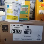 LOTE 298 - 01 CAIXA DE PEROXY 4D, DESINFETANTE HOSPITALAR PARA SUPERFÍCIES FIXAS E ARTIGOS NÃO CRÍTICOS COM 06 POTES CADA. (NO ESTADO) ATENÇÃO! FAZER A VISITAÇÃO ANTES DE ARREMATAR, NÃO SABEMOS SE FUNCIONA. LEILÃO NÃO TEM GARANTIA E NEM DEVOLUÇÃO, SUJEITO A POSSÍVEIS AVARIAS VISÍVEIS/OCULTAS E/OU AUSÊNCIA DE COMPONENTES.