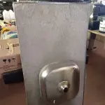 LOTE 352 - 01 PIA EM AÇO INOX CIMENTADA COM 01 CUBA MEDINDO 1,20M X 0,53CM. (NO ESTADO) ATENÇÃO! FAZER A VISITAÇÃO ANTES DE ARREMATAR, NÃO SABEMOS SE FUNCIONA. LEILÃO NÃO TEM GARANTIA E NEM DEVOLUÇÃO, SUJEITO A POSSÍVEIS AVARIAS VISÍVEIS/OCULTAS E/OU AUSÊNCIA DE COMPONENTES.