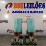 LOTE 415 - 01 PAR DE PATINS Nº31-34. (NO ESTADO) ATENÇÃO! FAZER A VISITAÇÃO ANTES DE ARREMATAR, NÃO SABEMOS SE FUNCIONA. LEILÃO NÃO TEM GARANTIA E NEM DEVOLUÇÃO, SUJEITO A POSSÍVEIS AVARIAS VISÍVEIS/OCULTAS E/OU AUSÊNCIA DE COMPONENTES.
