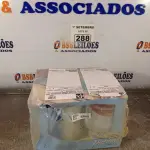 LOTE 288 - 01 KIT PARA PINTURA DE PISCINAS ESMALTE “PU” CONTENDO 01 GALÃO DE ESMALTE PU 2,7L COR BRANCA, 01 LATA DE CATALISADOR 900ML E 01 LATA DE DILUENTE 900ML. (NO ESTADO) ATENÇÃO! FAZER A VISITAÇÃO ANTES DE ARREMATAR, NÃO SABEMOS SE FUNCIONA. LEILÃO NÃO TEM GARANTIA E NEM DEVOLUÇÃO, SUJEITO A POSSÍVEIS AVARIAS VISÍVEIS/OCULTAS E/OU AUSÊNCIA DE COMPONENTES.
