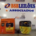 LOTE 439 - 01 ESPREMEDOR FRUITMAX MALLORY 1,20L DE CAPACIDADE 127V. (NO ESTADO) ATENÇÃO! FAZER A VISITAÇÃO ANTES DE ARREMATAR, NÃO SABEMOS SE FUNCIONA. LEILÃO NÃO TEM GARANTIA E NEM DEVOLUÇÃO, SUJEITO A POSSÍVEIS AVARIAS VISÍVEIS/OCULTAS E/OU AUSÊNCIA DE COMPONENTES.