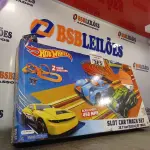 LOTE 385 - 01 PISTA HOTWHEELS. (NO ESTADO) ATENÇÃO! FAZER A VISITAÇÃO ANTES DE ARREMATAR, NÃO SABEMOS SE FUNCIONA. LEILÃO NÃO TEM GARANTIA E NEM DEVOLUÇÃO, SUJEITO A POSSÍVEIS AVARIAS VISÍVEIS/OCULTAS E/OU AUSÊNCIA DE COMPONENTES.