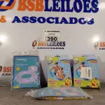 LOTE 390 - 04 BOIAS INFANTIL. (NO ESTADO) ATENÇÃO! FAZER A VISITAÇÃO ANTES DE ARREMATAR, NÃO SABEMOS SE FUNCIONA. LEILÃO NÃO TEM GARANTIA E NEM DEVOLUÇÃO, SUJEITO A POSSÍVEIS AVARIAS VISÍVEIS/OCULTAS E/OU AUSÊNCIA DE COMPONENTES.