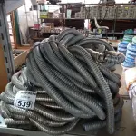 LOTE 539 - 02 ROLOS DE MANGUEIRA COPEX EM METAL. (NO ESTADO) ATENÇÃO! FAZER A VISITAÇÃO ANTES DE ARREMATAR, NÃO SABEMOS SE FUNCIONA. LEILÃO NÃO TEM GARANTIA E NEM DEVOLUÇÃO, SUJEITO A POSSÍVEIS AVARIAS VISÍVEIS/OCULTAS E/OU AUSÊNCIA DE COMPONENTES.