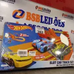 LOTE 382 - 01 PISTA HOTWHEELS. (NO ESTADO) ATENÇÃO! FAZER A VISITAÇÃO ANTES DE ARREMATAR, NÃO SABEMOS SE FUNCIONA. LEILÃO NÃO TEM GARANTIA E NEM DEVOLUÇÃO, SUJEITO A POSSÍVEIS AVARIAS VISÍVEIS/OCULTAS E/OU AUSÊNCIA DE COMPONENTES.