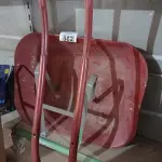 LOTE 562 - 03 PEÇAS PARA CARRINHO DE MÃO. (NO ESTADO) ATENÇÃO! FAZER A VISITAÇÃO ANTES DE ARREMATAR, NÃO SABEMOS SE FUNCIONA. LEILÃO NÃO TEM GARANTIA E NEM DEVOLUÇÃO, SUJEITO A POSSÍVEIS AVARIAS VISÍVEIS/OCULTAS E/OU AUSÊNCIA DE COMPONENTES.