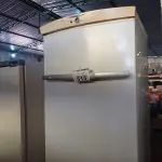 LOTE 515 - 01 FREEZER VERTICAL MARCA BRASTEMP 220V. (NO ESTADO) ATENÇÃO! FAZER A VISITAÇÃO ANTES DE ARREMATAR, NÃO SABEMOS SE FUNCIONA. LEILÃO NÃO TEM GARANTIA E NEM DEVOLUÇÃO, SUJEITO A POSSÍVEIS AVARIAS VISÍVEIS/OCULTAS E/OU AUSÊNCIA DE COMPONENTES.