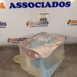 LOTE 488 - 01 KIT PARA PINTURA DE PISCINAS ESMALTE “PU” CONTENDO 01 GALÃO DE ESMALTE PU 2,7L COR BRANCA, 01 LATA DE CATALISADOR 900ML E 01 LATA DE DILUENTE 900ML. (NO ESTADO) ATENÇÃO! FAZER A VISITAÇÃO ANTES DE ARREMATAR, NÃO SABEMOS SE FUNCIONA. LEILÃO NÃO TEM GARANTIA E NEM DEVOLUÇÃO, SUJEITO A POSSÍVEIS AVARIAS VISÍVEIS/OCULTAS E/OU AUSÊNCIA DE COMPONENTES.