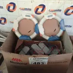 LOTE 483 - 04 LÂMPADAS FLUORESCENTE CIRCULAR E VÁRIOS REATORES MARCAS E MODELOS DIVERSOS. (NO ESTADO) ATENÇÃO! FAZER A VISITAÇÃO ANTES DE ARREMATAR, NÃO SABEMOS SE FUNCIONA. LEILÃO NÃO TEM GARANTIA E NEM DEVOLUÇÃO, SUJEITO A POSSÍVEIS AVARIAS VISÍVEIS/OCULTAS E/OU AUSÊNCIA DE COMPONENTES.