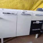 LOTE 621 - 01 BALCÃO DE AÇO PARA COZINHA. (NO ESTADO) ATENÇÃO! FAZER A VISITAÇÃO ANTES DE ARREMATAR, NÃO SABEMOS SE FUNCIONA. LEILÃO NÃO TEM GARANTIA E NEM DEVOLUÇÃO, SUJEITO A POSSÍVEIS AVARIAS VISÍVEIS/OCULTAS E/OU AUSÊNCIA DE COMPONENTES.