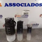 LOTE 057 - 01 KIT GARRAFA MOTIVACIONAL COM 03 PEÇAS. (NO ESTADO) ATENÇÃO! FAZER A VISITAÇÃO ANTES DE ARREMATAR, NÃO SABEMOS SE FUNCIONA. LEILÃO NÃO TEM GARANTIA E NEM DEVOLUÇÃO, SUJEITO A POSSÍVEIS AVARIAS VISÍVEIS/OCULTAS E/OU AUSÊNCIA DE COMPONENTES.