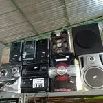 LOTE 166 - 04 APARELHOS DE SOM MARCAS E MODELOS DIVERSOS. (NO ESTADO) ATENÇÃO! FAZER A VISITAÇÃO ANTES DE ARREMATAR, NÃO SABEMOS SE FUNCIONA. LEILÃO NÃO TEM GARANTIA E NEM DEVOLUÇÃO, SUJEITO A POSSÍVEIS AVARIAS VISÍVEIS/OCULTAS E/OU AUSÊNCIA DE COMPONENTES.