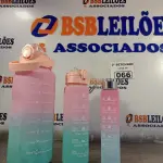 LOTE 066 - 01 KIT GARRAFA MOTIVACIONAL COM 03 PEÇAS. (NO ESTADO) ATENÇÃO! FAZER A VISITAÇÃO ANTES DE ARREMATAR, NÃO SABEMOS SE FUNCIONA. LEILÃO NÃO TEM GARANTIA E NEM DEVOLUÇÃO, SUJEITO A POSSÍVEIS AVARIAS VISÍVEIS/OCULTAS E/OU AUSÊNCIA DE COMPONENTES.
