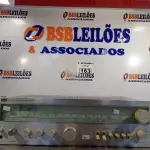 LOTE 163 - 01 STÉREO RECEIVER CCE SR-2000. (NO ESTADO) ATENÇÃO! FAZER A VISITAÇÃO ANTES DE ARREMATAR, NÃO SABEMOS SE FUNCIONA. LEILÃO NÃO TEM GARANTIA E NEM DEVOLUÇÃO, SUJEITO A POSSÍVEIS AVARIAS VISÍVEIS/OCULTAS E/OU AUSÊNCIA DE COMPONENTES.