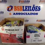 LOTE 139 - 01 LOTE COM GRANDE QUANTIDADE DE LUVAS DE LÁTEX MARCAS E TAMANHOS DIVERSOS. (NO ESTADO) ATENÇÃO! FAZER A VISITAÇÃO ANTES DE ARREMATAR, NÃO SABEMOS SE FUNCIONA. LEILÃO NÃO TEM GARANTIA E NEM DEVOLUÇÃO, SUJEITO A POSSÍVEIS AVARIAS VISÍVEIS/OCULTAS E/OU AUSÊNCIA DE COMPONENTES.