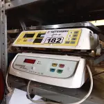 LOTE 182 - 02 BALANÇAS MARCAS E MODELOS DIVERSOS. (NO ESTADO) ATENÇÃO! FAZER A VISITAÇÃO ANTES DE ARREMATAR, NÃO SABEMOS SE FUNCIONA. LEILÃO NÃO TEM GARANTIA E NEM DEVOLUÇÃO, SUJEITO A POSSÍVEIS AVARIAS VISÍVEIS/OCULTAS E/OU AUSÊNCIA DE COMPONENTES.