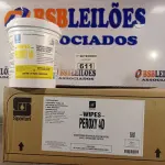 LOTE 611 - 01 CAIXA DE PEROXY 4D, DESINFETANTE HOSPITALAR PARA SUPERFÍCIES FIXAS E ARTIGOS NÃO CRÍTICOS COM 06 POTES CADA. (NO ESTADO) ATENÇÃO! FAZER A VISITAÇÃO ANTES DE ARREMATAR, NÃO SABEMOS SE FUNCIONA. LEILÃO NÃO TEM GARANTIA E NEM DEVOLUÇÃO, SUJEITO A POSSÍVEIS AVARIAS VISÍVEIS/OCULTAS E/OU AUSÊNCIA DE COMPONENTES.