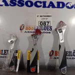 LOTE 087 - 01 KIT CHAVE INGLESA. (NO ESTADO) ATENÇÃO! FAZER A VISITAÇÃO ANTES DE ARREMATAR, NÃO SABEMOS SE FUNCIONA. LEILÃO NÃO TEM GARANTIA E NEM DEVOLUÇÃO, SUJEITO A POSSÍVEIS AVARIAS VISÍVEIS/OCULTAS E/OU AUSÊNCIA DE COMPONENTES.