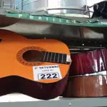 LOTE 222 - 03 VIOLÕES MARCAS E MODELOS DIVERSOS COM AVARIAS. (NO ESTADO) ATENÇÃO! FAZER A VISITAÇÃO ANTES DE ARREMATAR, NÃO SABEMOS SE FUNCIONA. LEILÃO NÃO TEM GARANTIA E NEM DEVOLUÇÃO, SUJEITO A POSSÍVEIS AVARIAS VISÍVEIS/OCULTAS E/OU AUSÊNCIA DE COMPONENTES.
