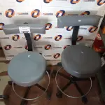LOTE 207 - 02 BANQUETAS COM BASE GIRATÓRIA. (NO ESTADO) ATENÇÃO! FAZER A VISITAÇÃO ANTES DE ARREMATAR, NÃO SABEMOS SE FUNCIONA. LEILÃO NÃO TEM GARANTIA E NEM DEVOLUÇÃO, SUJEITO A POSSÍVEIS AVARIAS VISÍVEIS/OCULTAS E/OU AUSÊNCIA DE COMPONENTES.