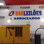 LOTE 022 - 01 TOCA-DISCOS E 01 COMPRESSOR DE AR PORTÁTIL. (NO ESTADO) ATENÇÃO! FAZER A VISITAÇÃO ANTES DE ARREMATAR, NÃO SABEMOS SE FUNCIONA. LEILÃO NÃO TEM GARANTIA E NEM DEVOLUÇÃO, SUJEITO A POSSÍVEIS AVARIAS VISÍVEIS/OCULTAS E/OU AUSÊNCIA DE COMPONENTES.
