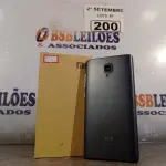 LOTE 200 - 01 CELULAR REDMI. (NO ESTADO) ATENÇÃO! FAZER A VISITAÇÃO ANTES DE ARREMATAR, NÃO SABEMOS SE FUNCIONA. LEILÃO NÃO TEM GARANTIA E NEM DEVOLUÇÃO, SUJEITO A POSSÍVEIS AVARIAS VISÍVEIS/OCULTAS E/OU AUSÊNCIA DE COMPONENTES.