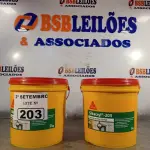 LOTE 203 - 02 BALDES DE SIKACRYL-203, SELANTE ACRÍLICO FLEXÍVEL 5KG. (NO ESTADO) ATENÇÃO! FAZER A VISITAÇÃO ANTES DE ARREMATAR, NÃO SABEMOS SE FUNCIONA. LEILÃO NÃO TEM GARANTIA E NEM DEVOLUÇÃO, SUJEITO A POSSÍVEIS AVARIAS VISÍVEIS/OCULTAS E/OU AUSÊNCIA DE COMPONENTES.