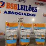 LOTE 614 - 03 LITROS DE SIKA IMPREMUR, IMPERMEABILIZANTE PARA TRATAMENTO DE PAREDES COM UMIDADE/BOLHAS PERTO DO RODAPÉ, ANTIMOFO. (NO ESTADO) ATENÇÃO! FAZER A VISITAÇÃO ANTES DE ARREMATAR, NÃO SABEMOS SE FUNCIONA. LEILÃO NÃO TEM GARANTIA E NEM DEVOLUÇÃO, SUJEITO A POSSÍVEIS AVARIAS VISÍVEIS/OCULTAS E/OU AUSÊNCIA DE COMPONENTES.