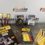 LOTE 067 - 01 TRENA 30METROS, ESCOVA DE AÇO, PINCEIS, KIT PINTURA, 02 DISCOS E 01 KIT BROCA. (NO ESTADO) ATENÇÃO! FAZER A VISITAÇÃO ANTES DE ARREMATAR, NÃO SABEMOS SE FUNCIONA. LEILÃO NÃO TEM GARANTIA E NEM DEVOLUÇÃO, SUJEITO A POSSÍVEIS AVARIAS VISÍVEIS/OCULTAS E/OU AUSÊNCIA DE COMPONENTES.