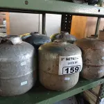 LOTE 159 - 05 BOTIJÕES DE GÁS P2. (NO ESTADO) ATENÇÃO! FAZER A VISITAÇÃO ANTES DE ARREMATAR, NÃO SABEMOS SE FUNCIONA. LEILÃO NÃO TEM GARANTIA E NEM DEVOLUÇÃO, SUJEITO A POSSÍVEIS AVARIAS VISÍVEIS/OCULTAS E/OU AUSÊNCIA DE COMPONENTES.
