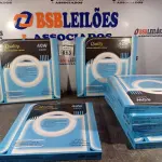 LOTE 613 - 08 LÂMPADAS FLUORESCENTE CIRCULAR 6400 40W. (NO ESTADO) ATENÇÃO! FAZER A VISITAÇÃO ANTES DE ARREMATAR, NÃO SABEMOS SE FUNCIONA. LEILÃO NÃO TEM GARANTIA E NEM DEVOLUÇÃO, SUJEITO A POSSÍVEIS AVARIAS VISÍVEIS/OCULTAS E/OU AUSÊNCIA DE COMPONENTES.