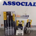 LOTE 068 - 01 KIT DE CHAVES FENDA/PHILIPS 4PEÇAS, ALICATE DE BICO 6” E KIT DE CHAVES TORK.  (NO ESTADO) ATENÇÃO! FAZER A VISITAÇÃO ANTES DE ARREMATAR, NÃO SABEMOS SE FUNCIONA. LEILÃO NÃO TEM GARANTIA E NEM DEVOLUÇÃO, SUJEITO A POSSÍVEIS AVARIAS VISÍVEIS/OCULTAS E/OU AUSÊNCIA DE COMPONENTES.
