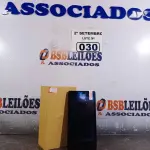 LOTE 030 - 01 CELULAR REDMI. (NO ESTADO) ATENÇÃO! FAZER A VISITAÇÃO ANTES DE ARREMATAR, NÃO SABEMOS SE FUNCIONA. LEILÃO NÃO TEM GARANTIA E NEM DEVOLUÇÃO, SUJEITO A POSSÍVEIS AVARIAS VISÍVEIS/OCULTAS E/OU AUSÊNCIA DE COMPONENTES.