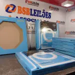 LOTE 613 - 08 LÂMPADAS FLUORESCENTE CIRCULAR 6400 40W. (NO ESTADO) ATENÇÃO! FAZER A VISITAÇÃO ANTES DE ARREMATAR, NÃO SABEMOS SE FUNCIONA. LEILÃO NÃO TEM GARANTIA E NEM DEVOLUÇÃO, SUJEITO A POSSÍVEIS AVARIAS VISÍVEIS/OCULTAS E/OU AUSÊNCIA DE COMPONENTES.