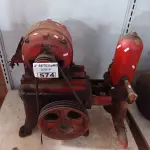 LOTE 574 - 01 BOMBA CARNEIRO 3.0HP 220/380V. (NO ESTADO) ATENÇÃO! FAZER A VISITAÇÃO ANTES DE ARREMATAR, NÃO SABEMOS SE FUNCIONA. LEILÃO NÃO TEM GARANTIA E NEM DEVOLUÇÃO, SUJEITO A POSSÍVEIS AVARIAS VISÍVEIS/OCULTAS E/OU AUSÊNCIA DE COMPONENTES.