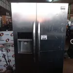 LOTE 564 - 01 GELADEIRA 220V. (NO ESTADO) ATENÇÃO! FAZER A VISITAÇÃO ANTES DE ARREMATAR, NÃO SABEMOS SE FUNCIONA. LEILÃO NÃO TEM GARANTIA E NEM DEVOLUÇÃO, SUJEITO A POSSÍVEIS AVARIAS VISÍVEIS/OCULTAS E/OU AUSÊNCIA DE COMPONENTES.