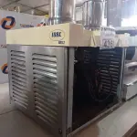 LOTE 436 - 01 REFRESQUEIRA MARCA IBBL INCOMPLETA. (NO ESTADO) ATENÇÃO! FAZER A VISITAÇÃO ANTES DE ARREMATAR, NÃO SABEMOS SE FUNCIONA. LEILÃO NÃO TEM GARANTIA E NEM DEVOLUÇÃO, SUJEITO A POSSÍVEIS AVARIAS VISÍVEIS/OCULTAS E/OU AUSÊNCIA DE COMPONENTES.