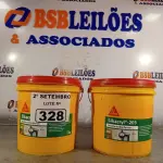 LOTE 328 - 02 BALDES DE SIKACRYL-203, SELANTE ACRÍLICO FLEXÍVEL 5KG. (NO ESTADO) ATENÇÃO! FAZER A VISITAÇÃO ANTES DE ARREMATAR, NÃO SABEMOS SE FUNCIONA. LEILÃO NÃO TEM GARANTIA E NEM DEVOLUÇÃO, SUJEITO A POSSÍVEIS AVARIAS VISÍVEIS/OCULTAS E/OU AUSÊNCIA DE COMPONENTES.