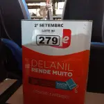 LOTE 279 - 01 LATA DE TINTA IQUINE DELANIL RENDE MUITO ACRÍLICO STANDARD INTERIORES/EXTERIORES NA COR ARARA AZUL 18L. (NO ESTADO) ATENÇÃO! FAZER A VISITAÇÃO ANTES DE ARREMATAR, NÃO SABEMOS SE FUNCIONA. LEILÃO NÃO TEM GARANTIA E NEM DEVOLUÇÃO, SUJEITO A POSSÍVEIS AVARIAS VISÍVEIS/OCULTAS E/OU AUSÊNCIA DE COMPONENTES.