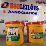 LOTE 341 - 02 BALDES DE SIKACRYL-203, SELANTE ACRÍLICO FLEXÍVEL 5KG. (NO ESTADO) ATENÇÃO! FAZER A VISITAÇÃO ANTES DE ARREMATAR, NÃO SABEMOS SE FUNCIONA. LEILÃO NÃO TEM GARANTIA E NEM DEVOLUÇÃO, SUJEITO A POSSÍVEIS AVARIAS VISÍVEIS/OCULTAS E/OU AUSÊNCIA DE COMPONENTES.