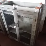 LOTE 544 - 01 ARMÁRIO EM AÇO COM AVARIAS. (NO ESTADO) ATENÇÃO! FAZER A VISITAÇÃO ANTES DE ARREMATAR, NÃO SABEMOS SE FUNCIONA. LEILÃO NÃO TEM GARANTIA E NEM DEVOLUÇÃO, SUJEITO A POSSÍVEIS AVARIAS VISÍVEIS/OCULTAS E/OU AUSÊNCIA DE COMPONENTES.