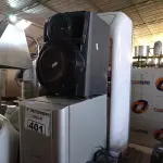 LOTE 401 - 01 CLIMATIZADOR, 01 SUBWOOFER E VÁRIAS CAIXAS DE SOM MARCAS E MODELOS DIVERSOS. (NO ESTADO) ATENÇÃO! FAZER A VISITAÇÃO ANTES DE ARREMATAR, NÃO SABEMOS SE FUNCIONA. LEILÃO NÃO TEM GARANTIA E NEM DEVOLUÇÃO, SUJEITO A POSSÍVEIS AVARIAS VISÍVEIS/OCULTAS E/OU AUSÊNCIA DE COMPONENTES.